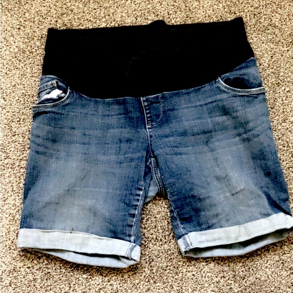 Maternity Stretchy Denim Shorts